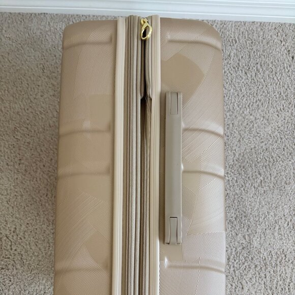 Samantha Brown 22" Hardside Carry-On Spinner , Luggage CHAMPAGNE nwt - Picture 4 of 14